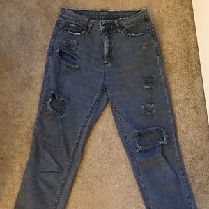 BDG boyfriend style jeans distressed